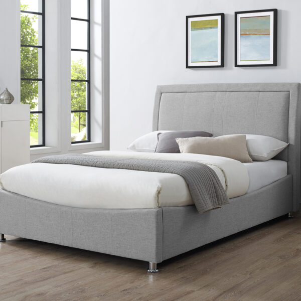 Emelia 5' Ottoman Upholstered Bed