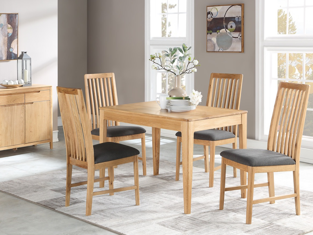 Dunmore Oak 4ft Dining Set with 4 Chairs